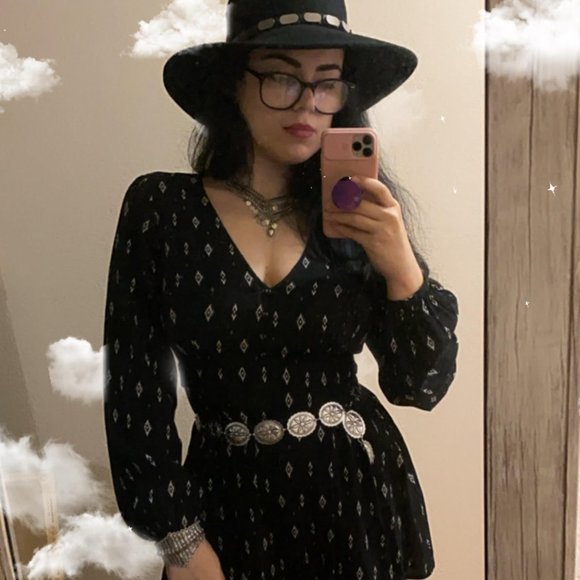 Meet your Posher, Daniela - Picture 2 of 4